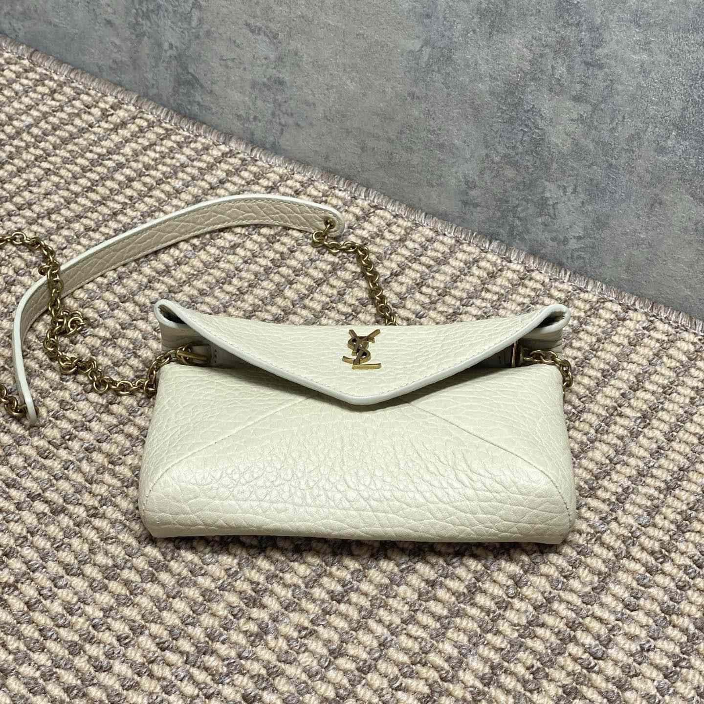 Saint Laurent Cassandre Chain Pouch In Lambskin - DesignerGu