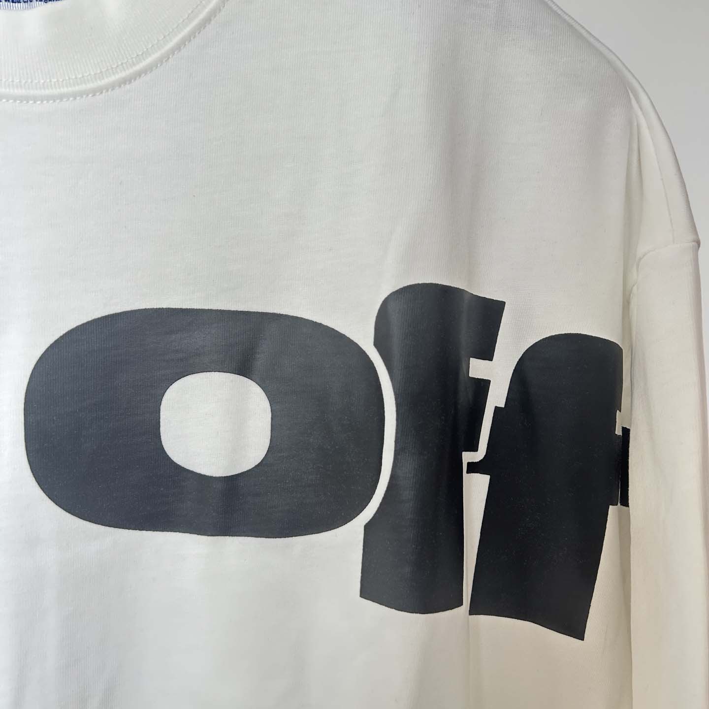 Off-White Shared Logo Cotton T-shirt - DesignerGu