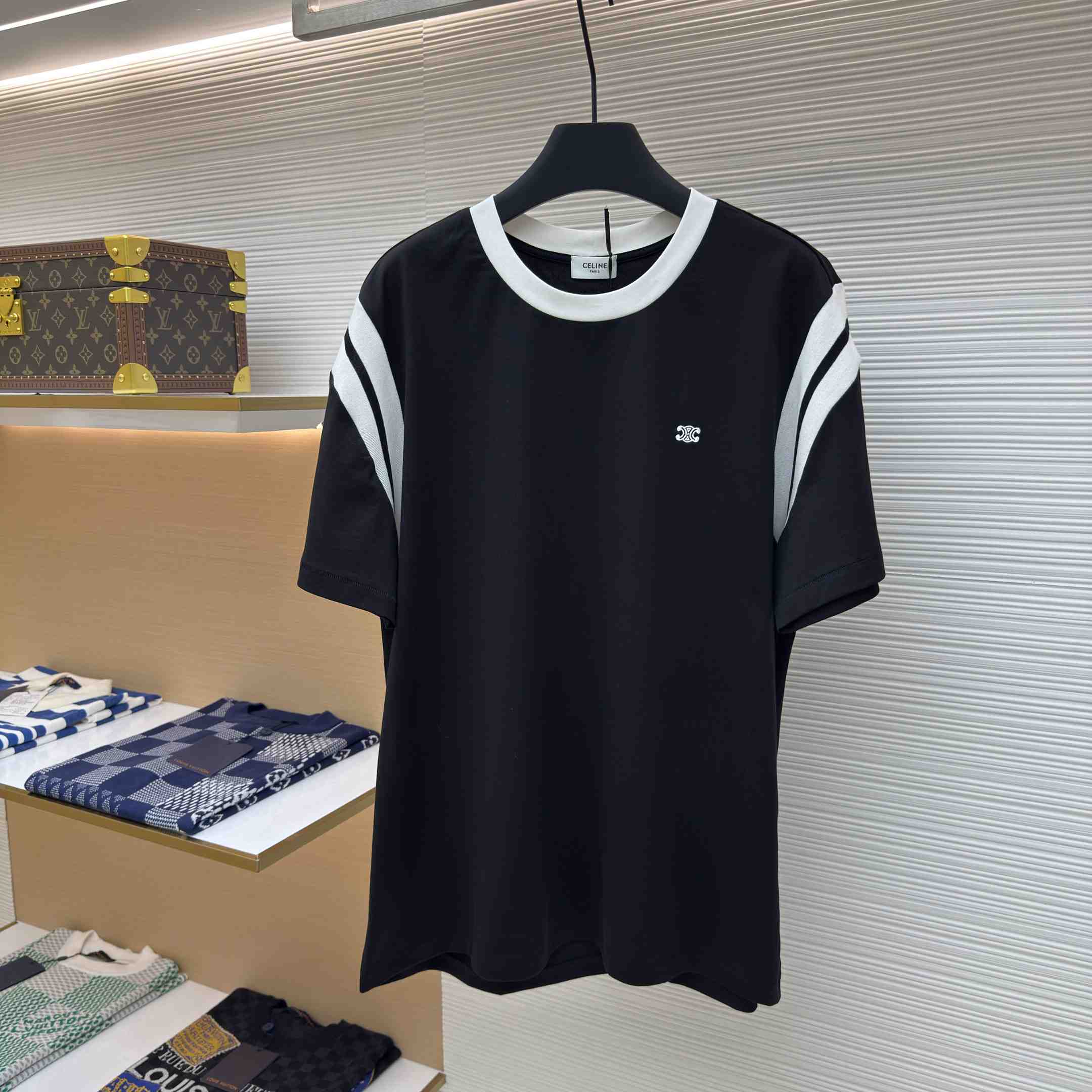 Celine Triomphe Regular T-shirt In Cotton Jersey - DesignerGu