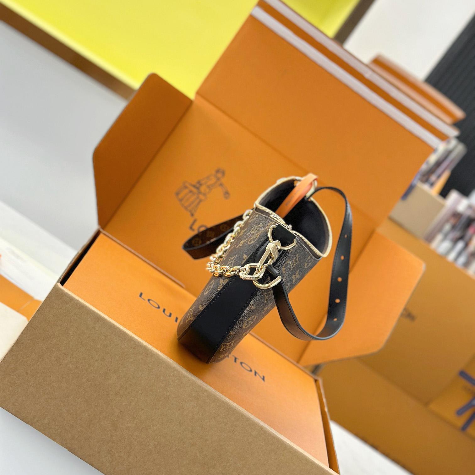 Louis Vuitton Cookie BB   M15056 - DesignerGu