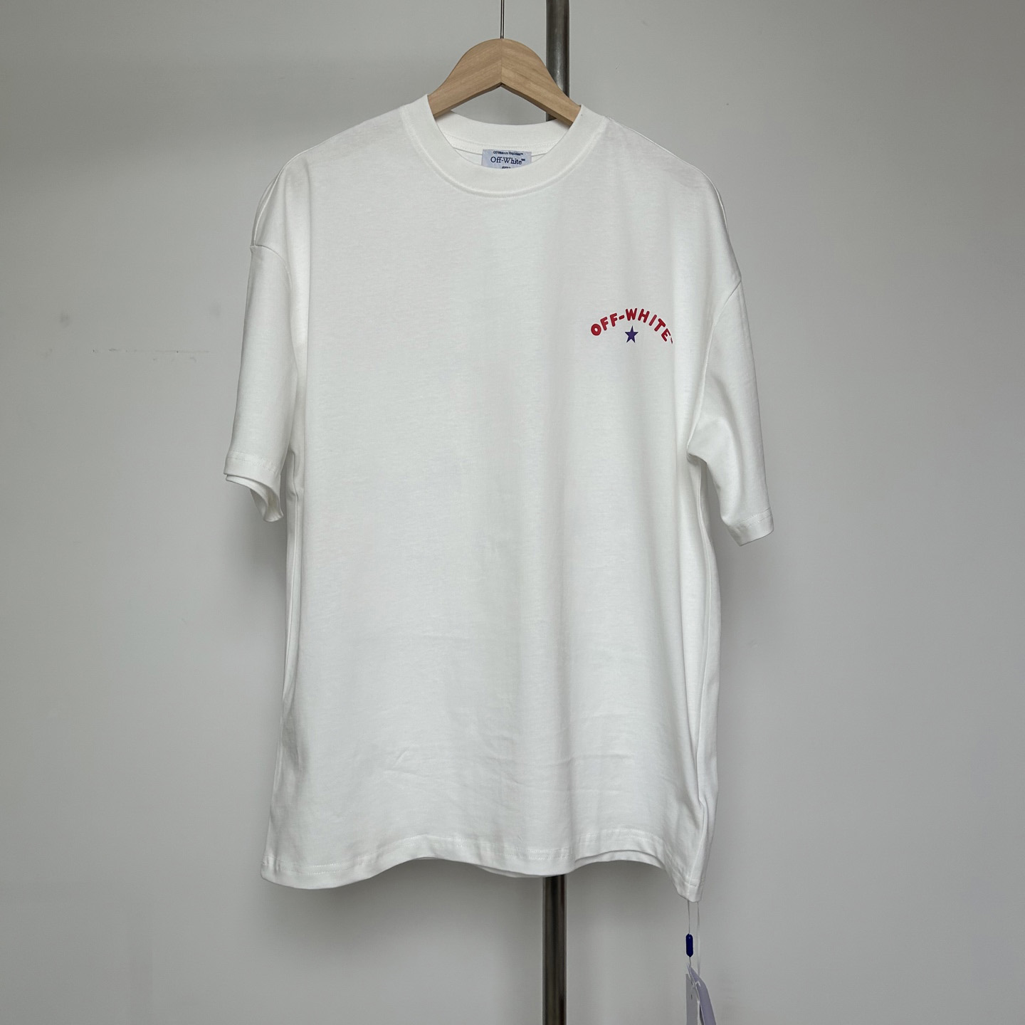 Off-White White Starry Arrow T-Shirt - DesignerGu
