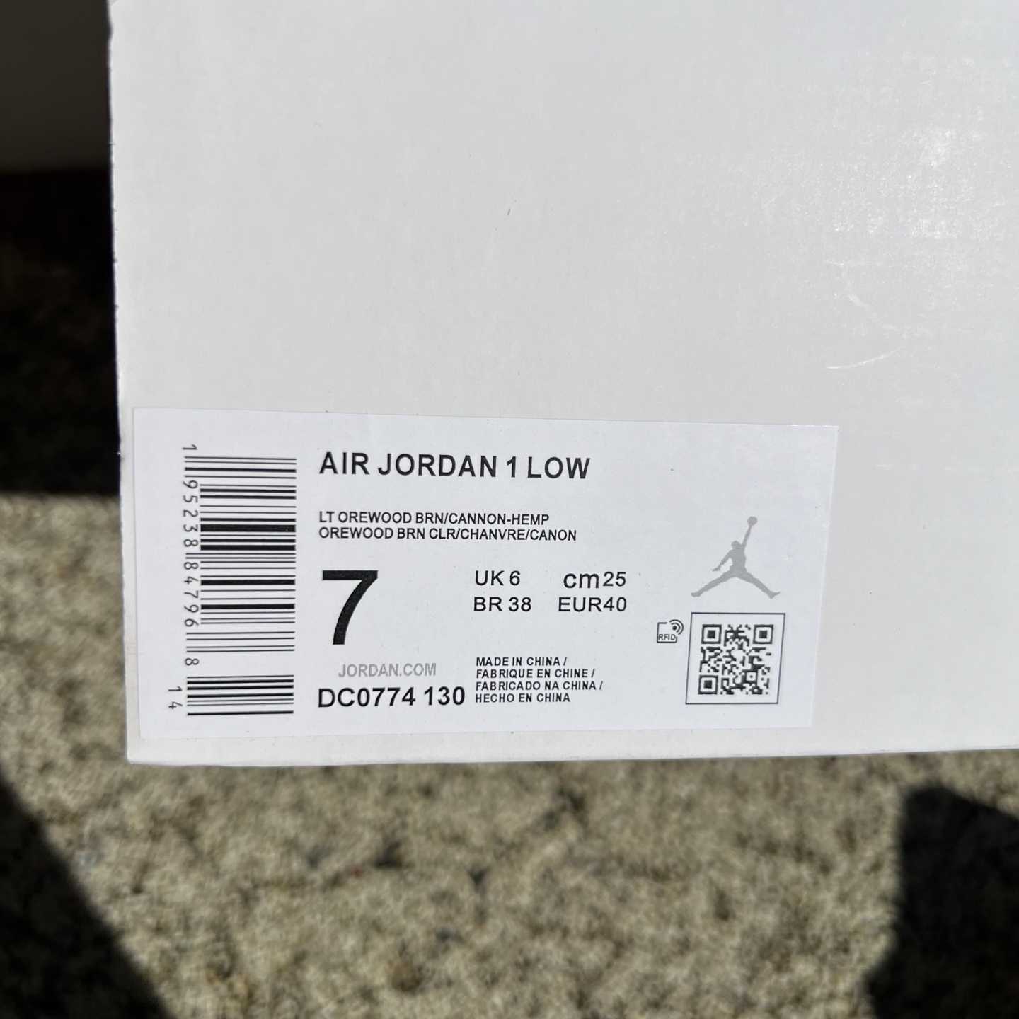Jordan Air Jordan 1 Low    DC0774-130 - DesignerGu