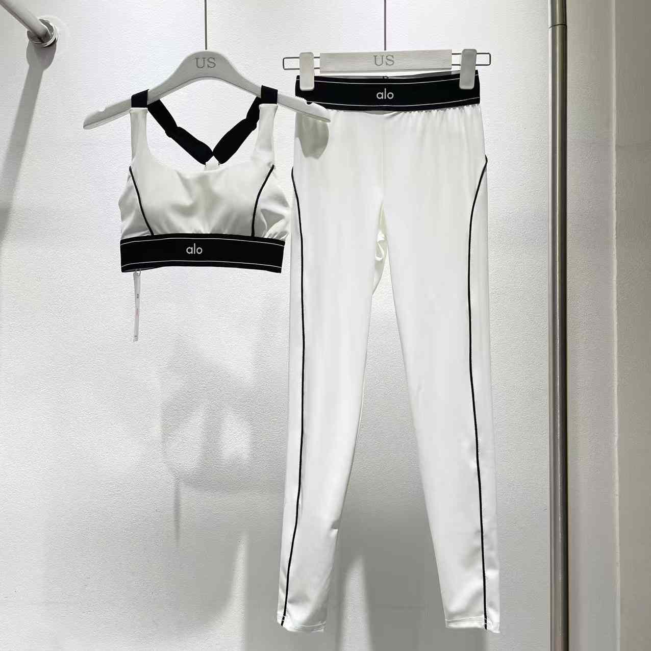 Alo Yoga - DesignerGu