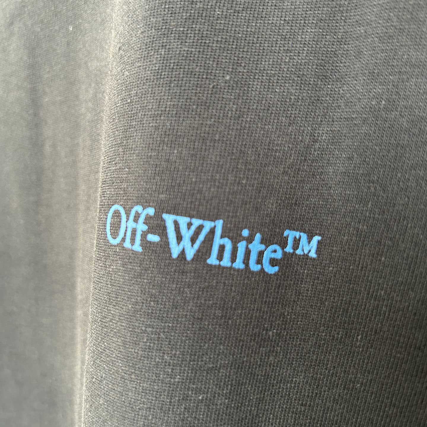 Off-White Black Barber Arrow T-Shirt - DesignerGu