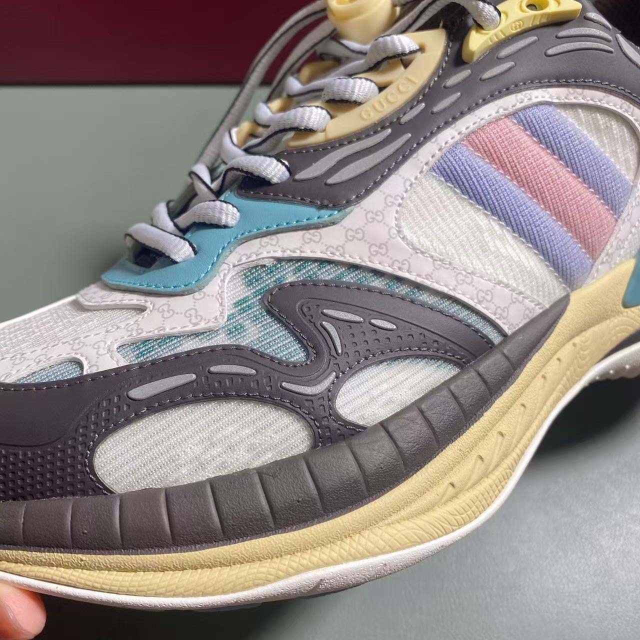 Gucci Men's Gucci 2.0 Sneaker - DesignerGu