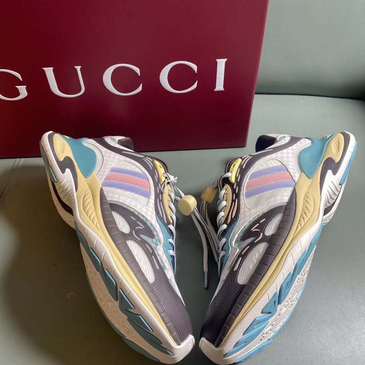 Gucci Men's Gucci 2.0 Sneaker - DesignerGu