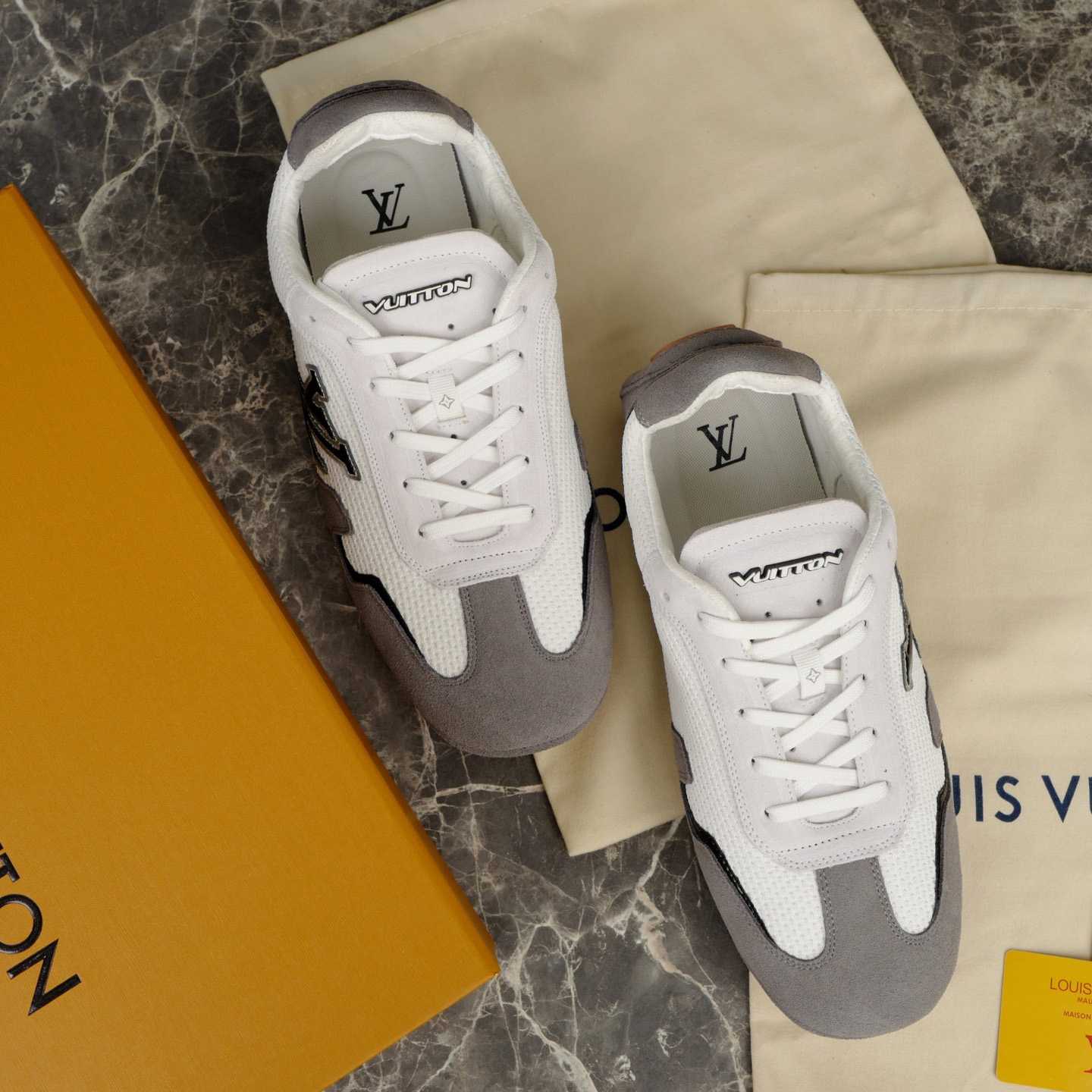 Louis Vuitton LV Rally Sneaker   1AHWXT - DesignerGu