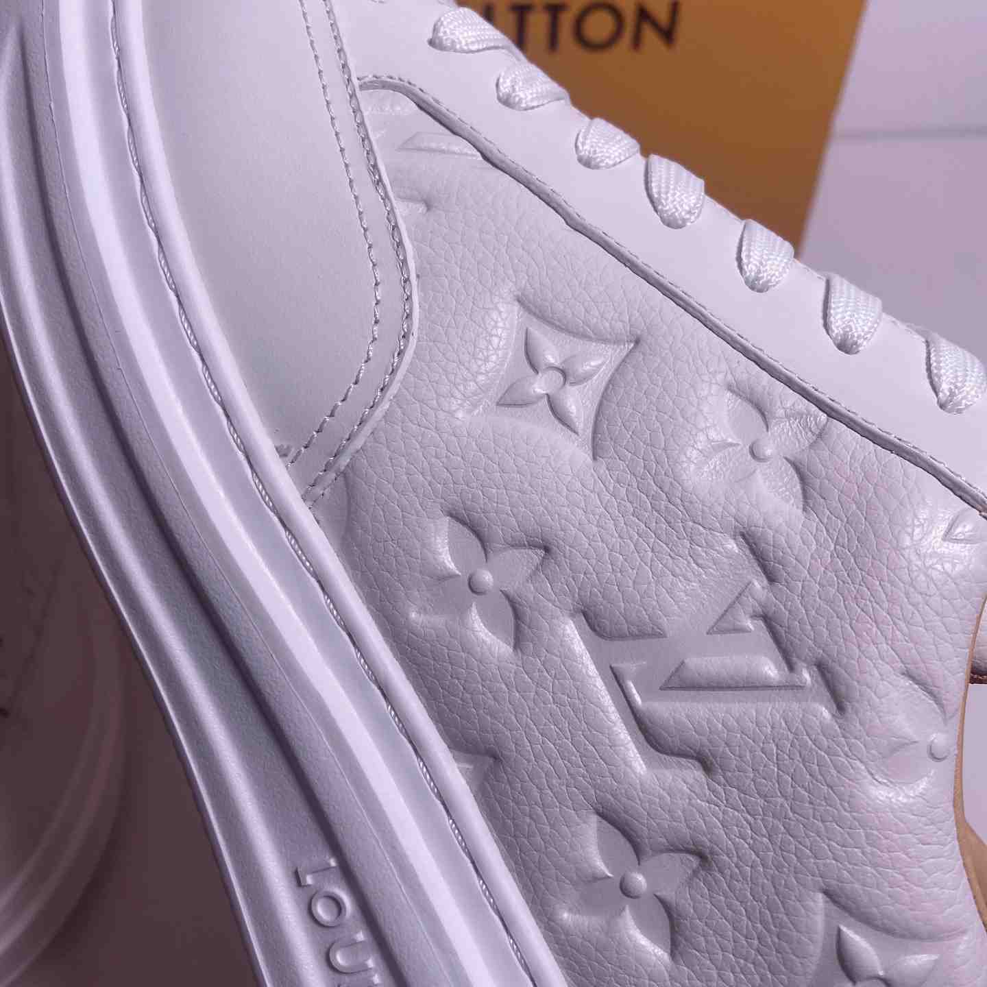 Louis Vuitton Beverly Hills Sneaker   1A8V3L - DesignerGu