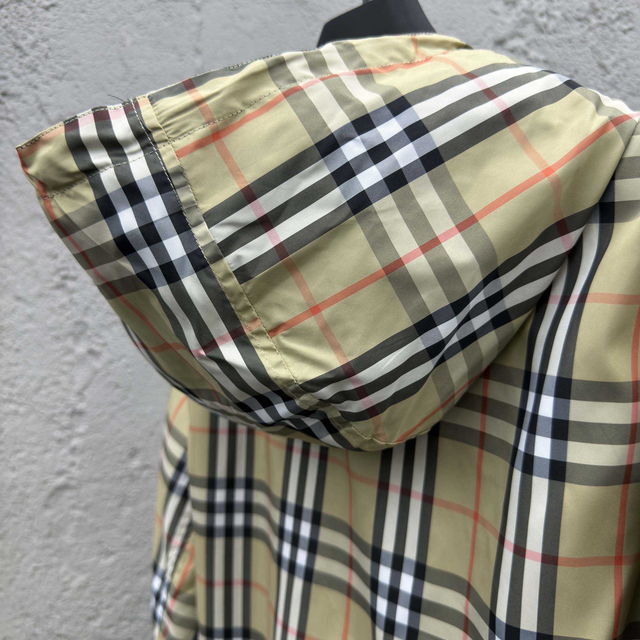 Burberry Check Jacket - DesignerGu