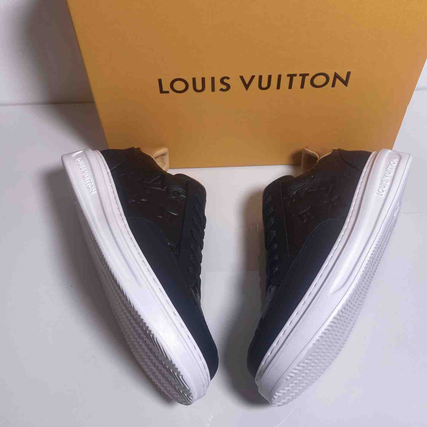 Louis Vuitton Beverly Hills Sneaker   1A8V43 - DesignerGu