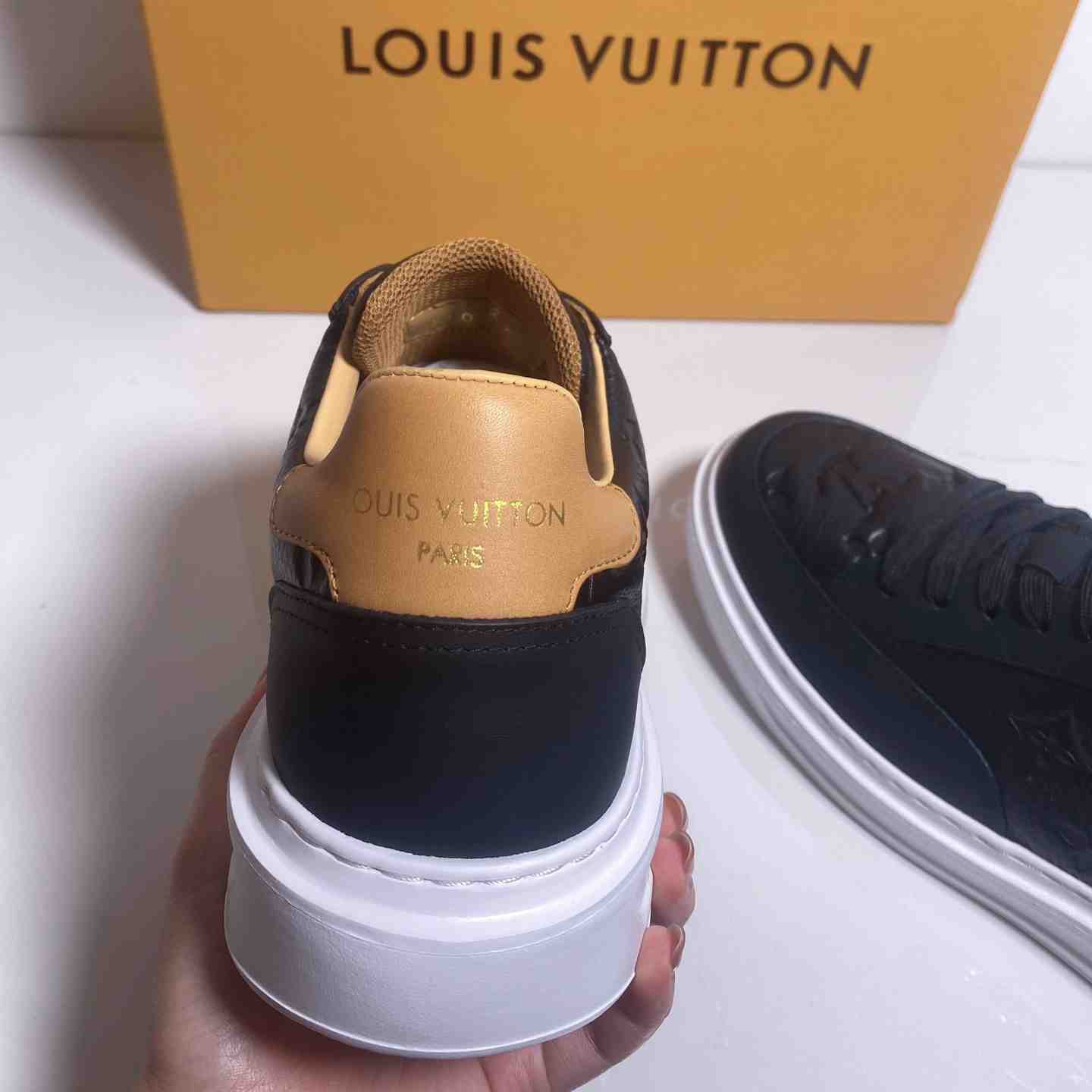 Louis Vuitton Beverly Hills Sneaker   1A8V43 - DesignerGu