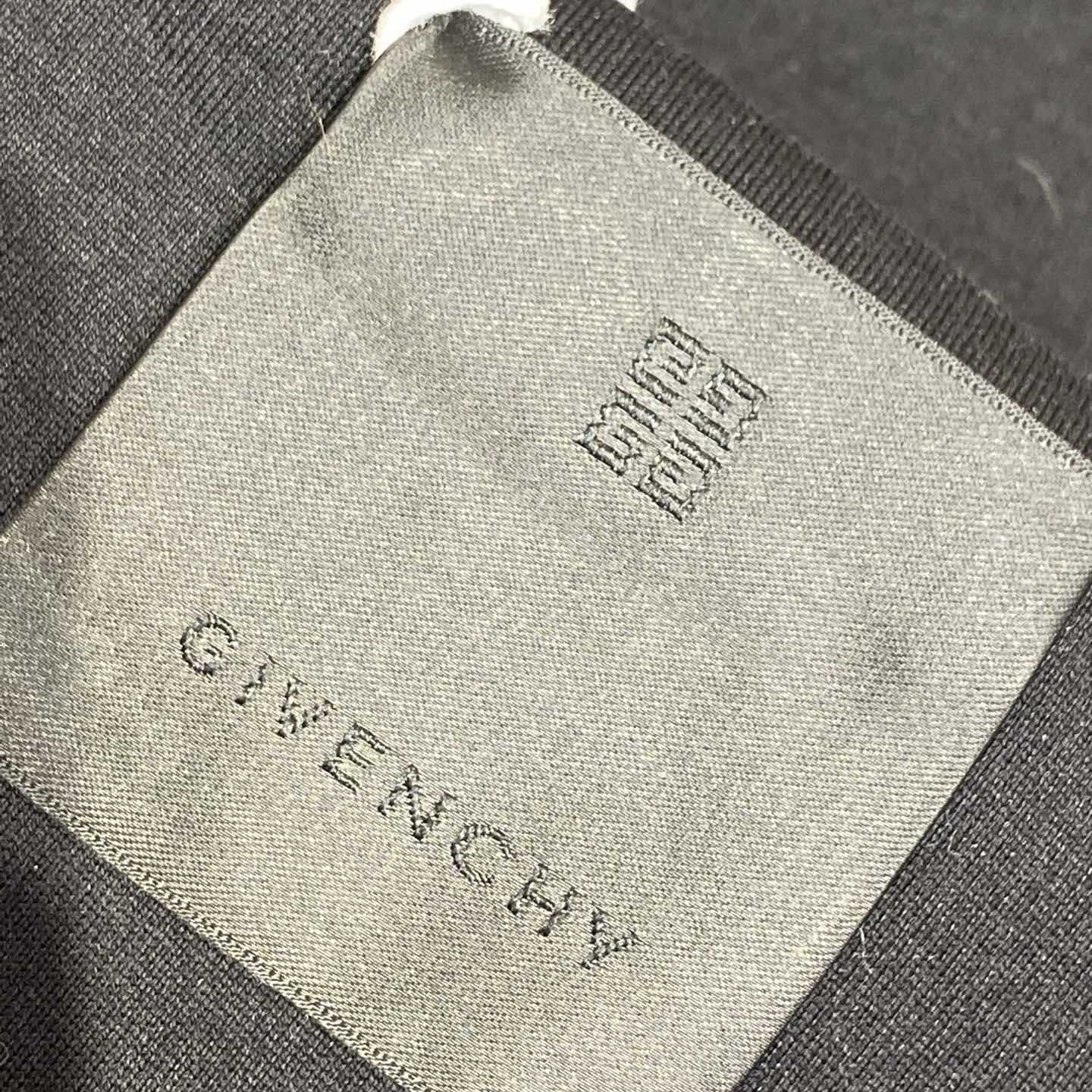 Givenchy Maison GIVENCHY t-shirt in cotton in - black/green - DesignerGu