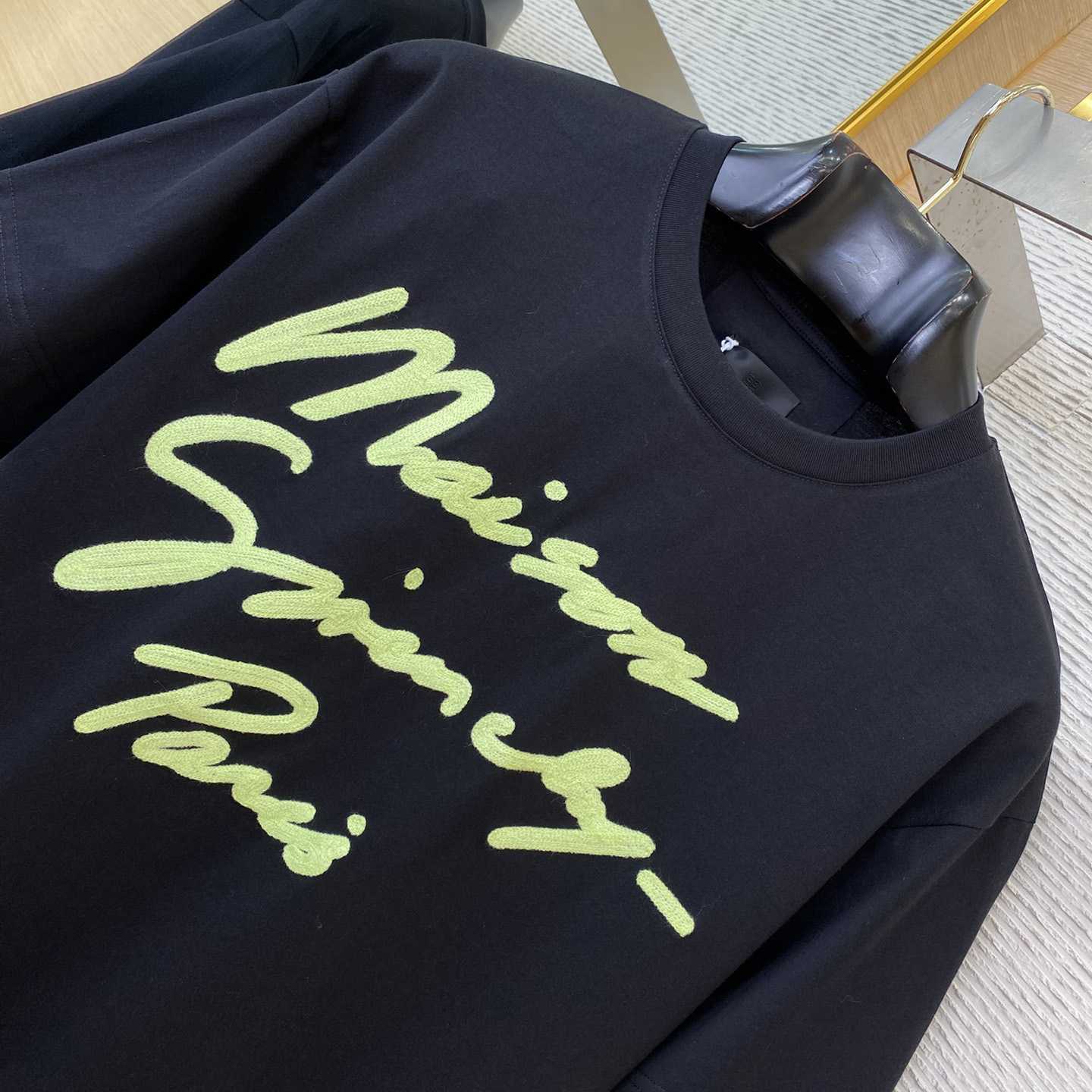 Givenchy Maison GIVENCHY t-shirt in cotton in - black/green - DesignerGu