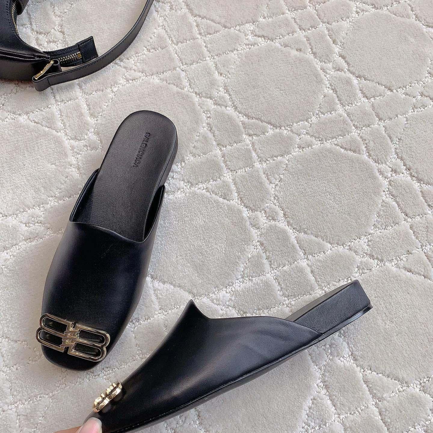 Balenciaga Flat Cosy BB Mule Slide Sandals - DesignerGu