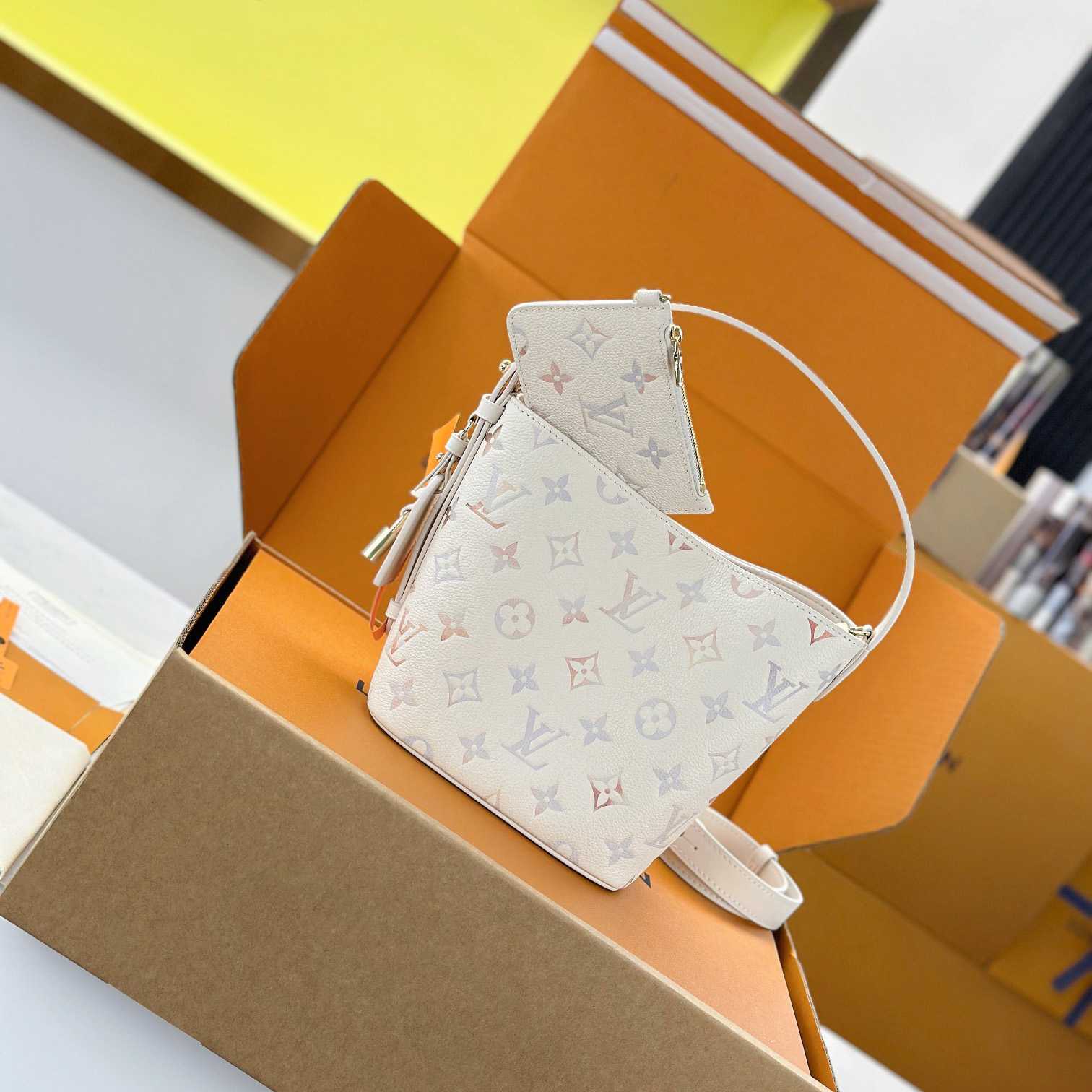 Louis Vuitton All In BB   M25673 - DesignerGu