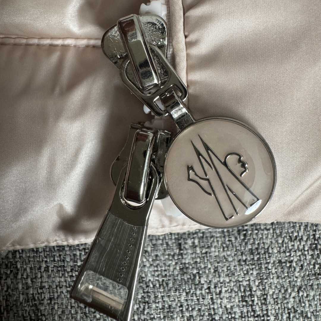 Moncler Igelle Short Down Jacket - DesignerGu