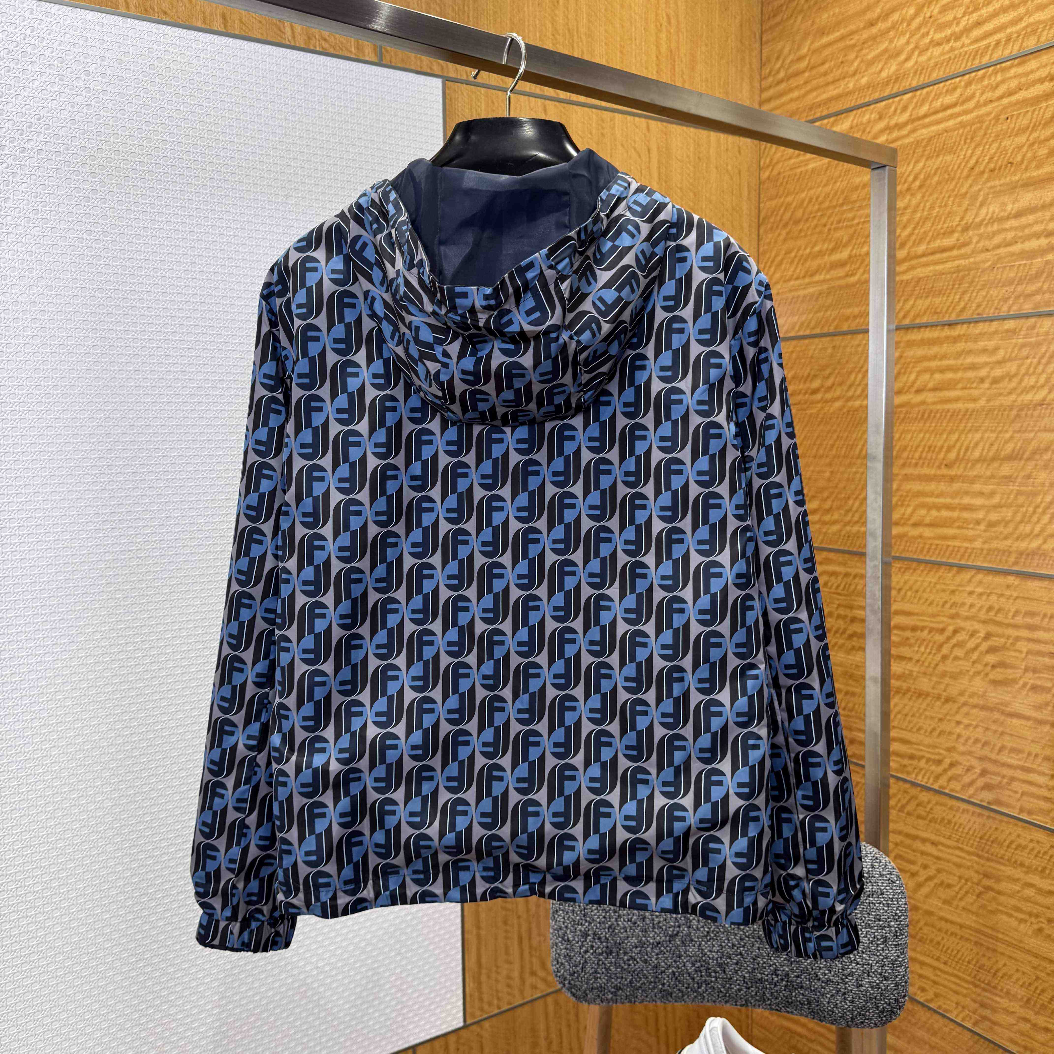 Fendi Men's Reversible Nylon Windbreaker - DesignerGu