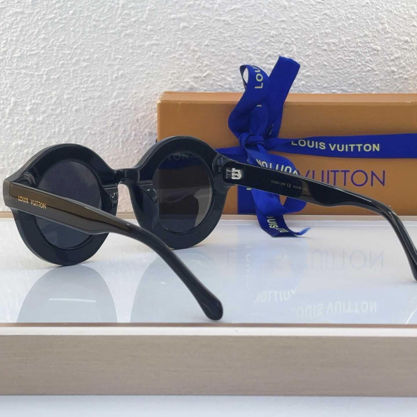 Louis Vuitton LV Super Vision Round Sunglasses   Z2737U Z2386U - DesignerGu