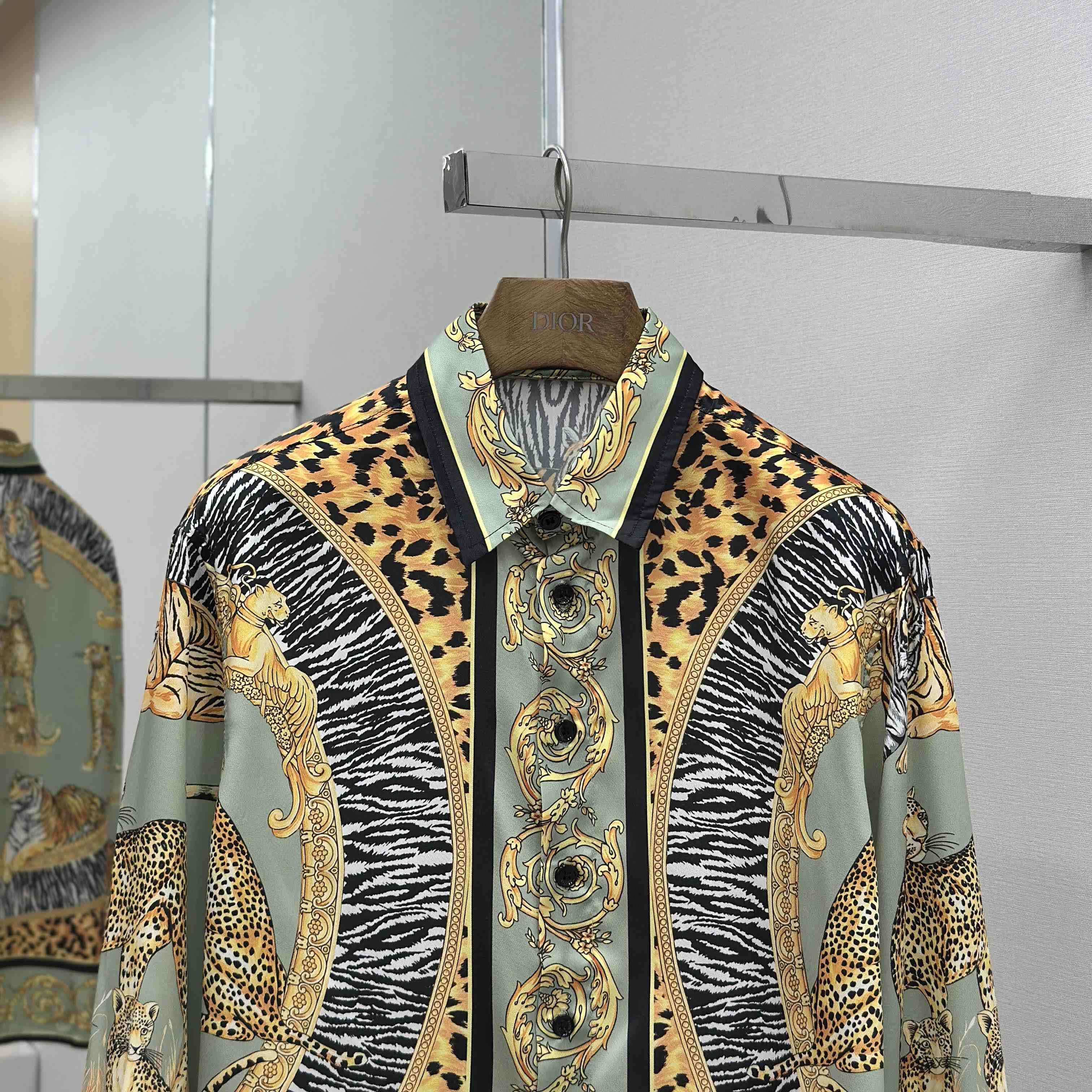 Versace Wild Cats Silk Shirt - DesignerGu