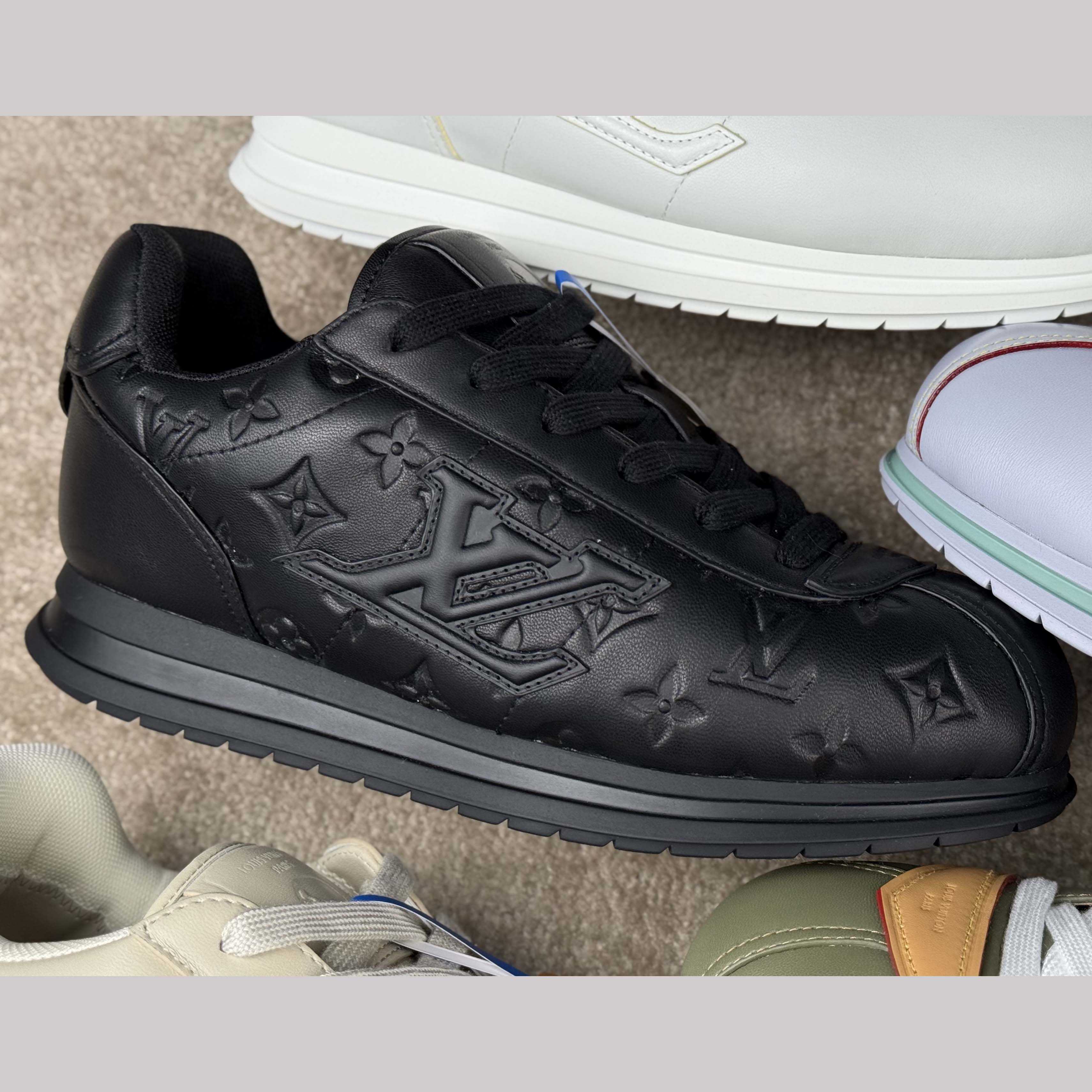 Louis Vuitton LV BUTTERSOFT Sneaker   - DesignerGu