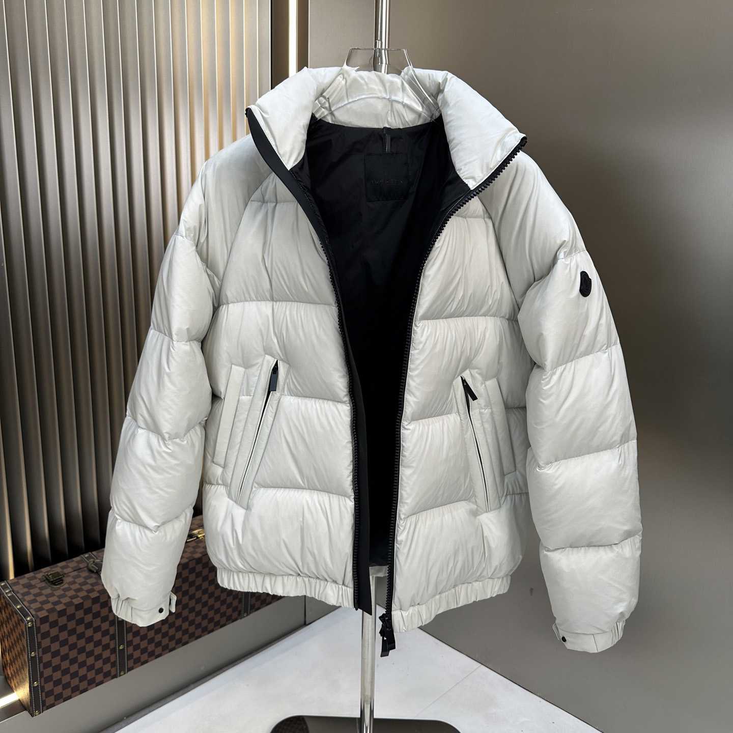 Moncler Short Down Jacket - DesignerGu