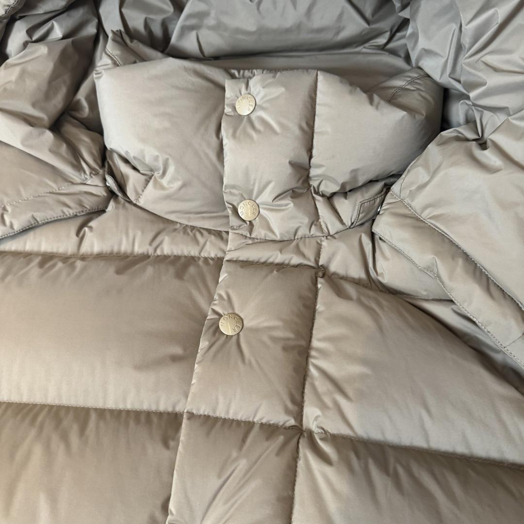 Moncler Maya 70 Hooded Short Down Jacket - DesignerGu