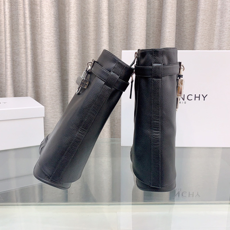 Givenchy Shark Lock Boots - DesignerGu