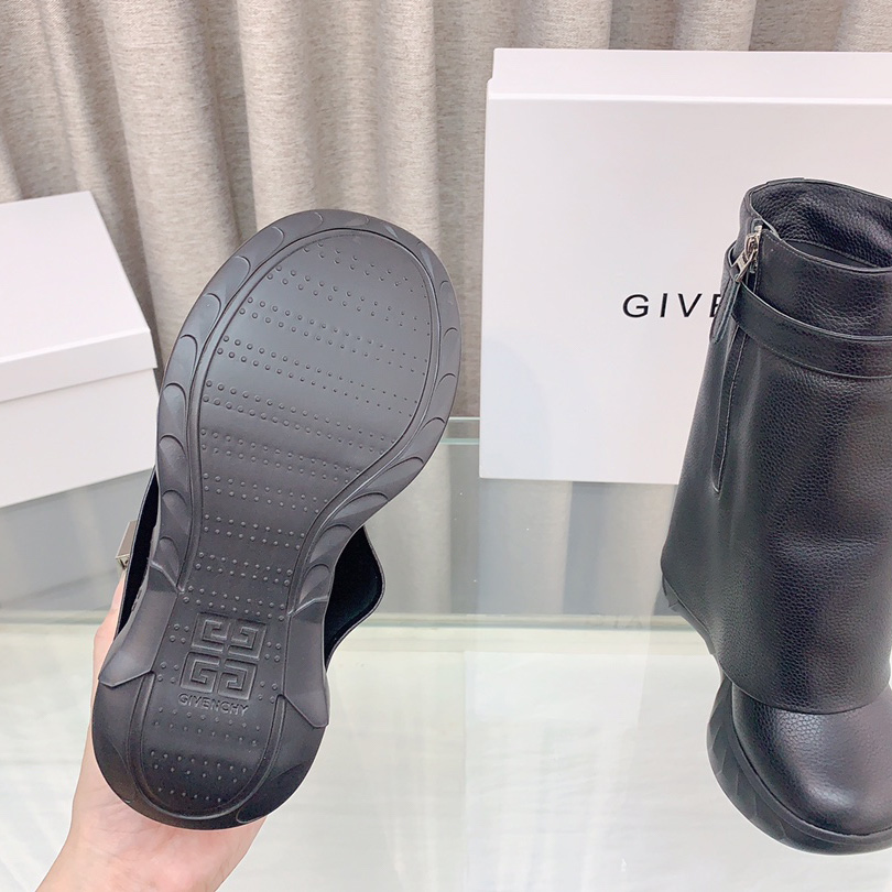 Givenchy Shark Lock Boots - DesignerGu