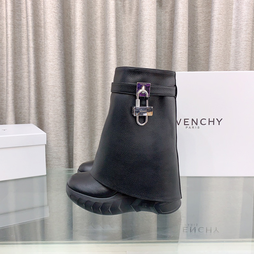 Givenchy Shark Lock Boots - DesignerGu