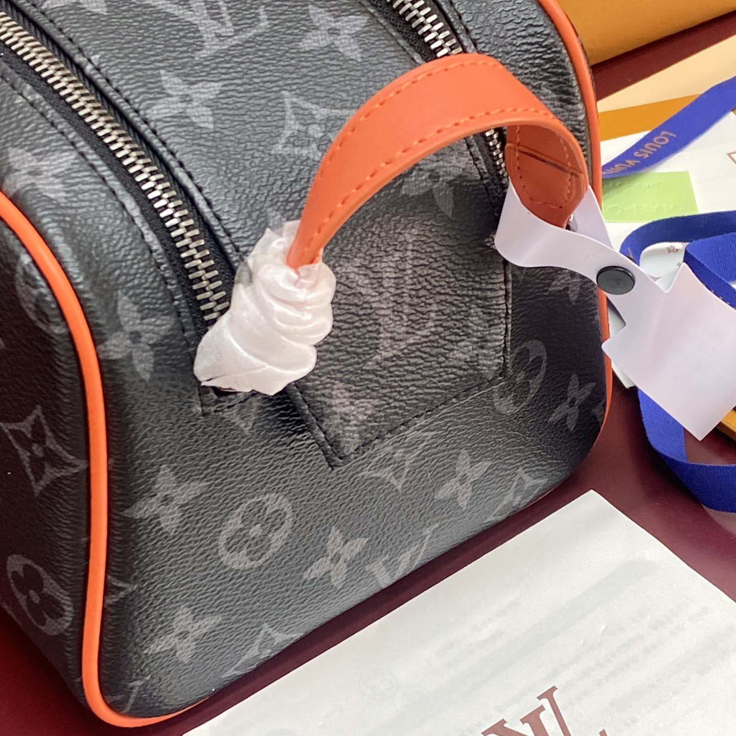 Louis Vuitton Dopp Kit   M15246 - DesignerGu