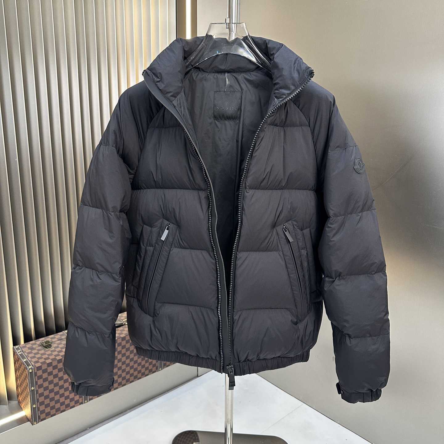 Moncler Short Down Jacket - DesignerGu