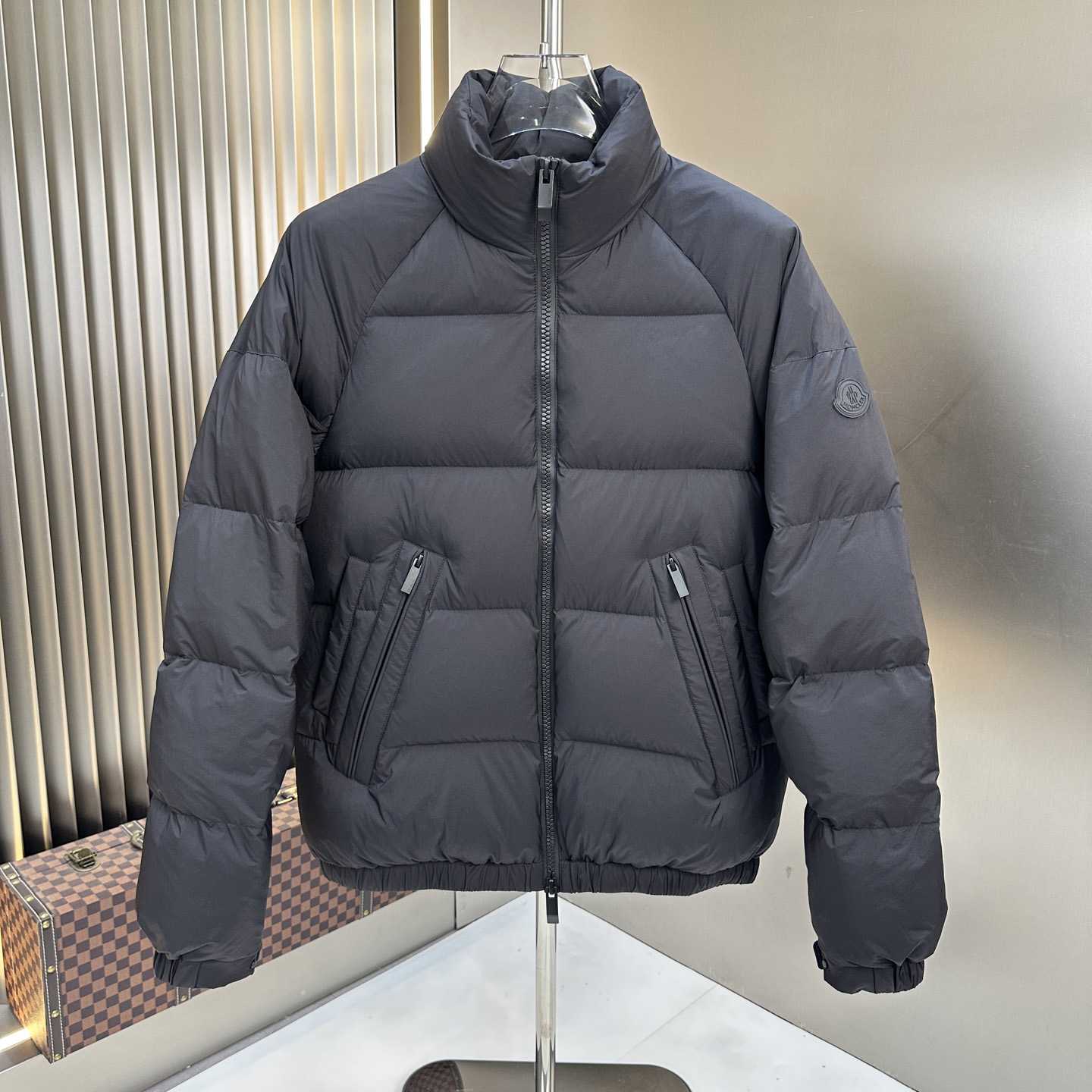 Moncler Short Down Jacket - DesignerGu