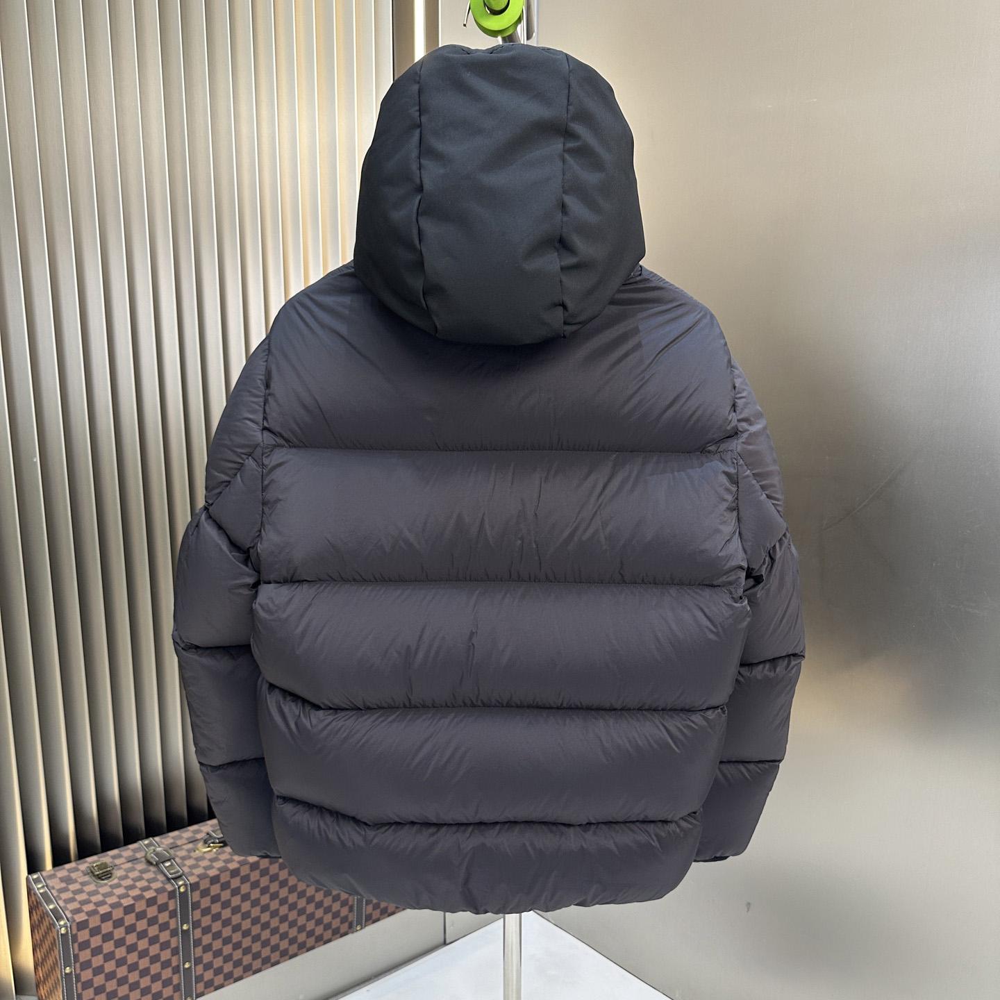 Moncler Forez Hooded Short Down Jacket - DesignerGu