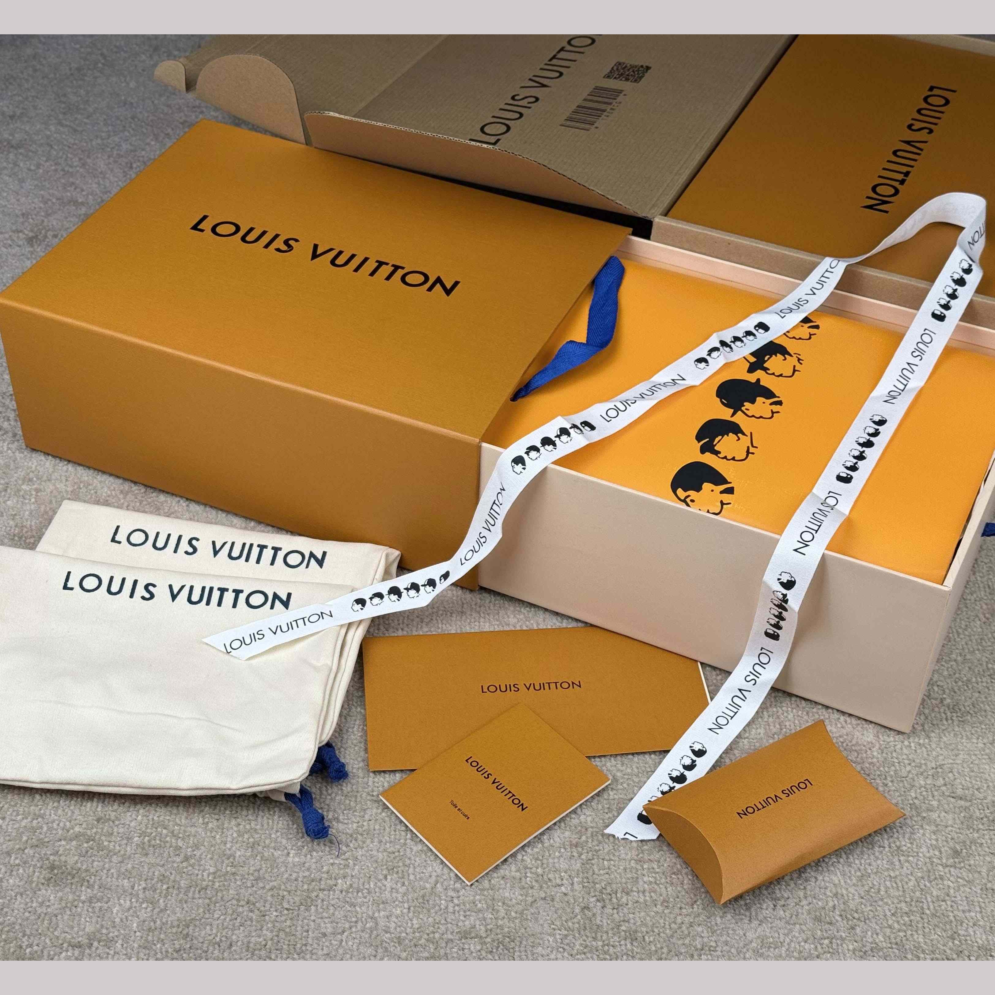 Louis Vuitton LV BUTTERSOFT Sneaker     - DesignerGu