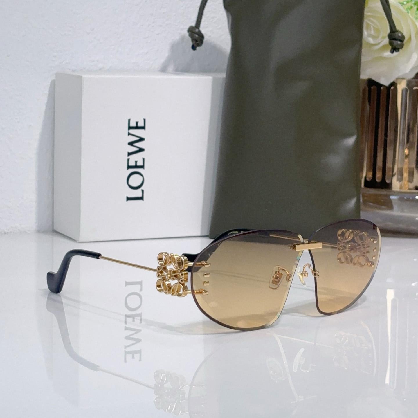 Loewe LW40048U Sunglasses  - DesignerGu