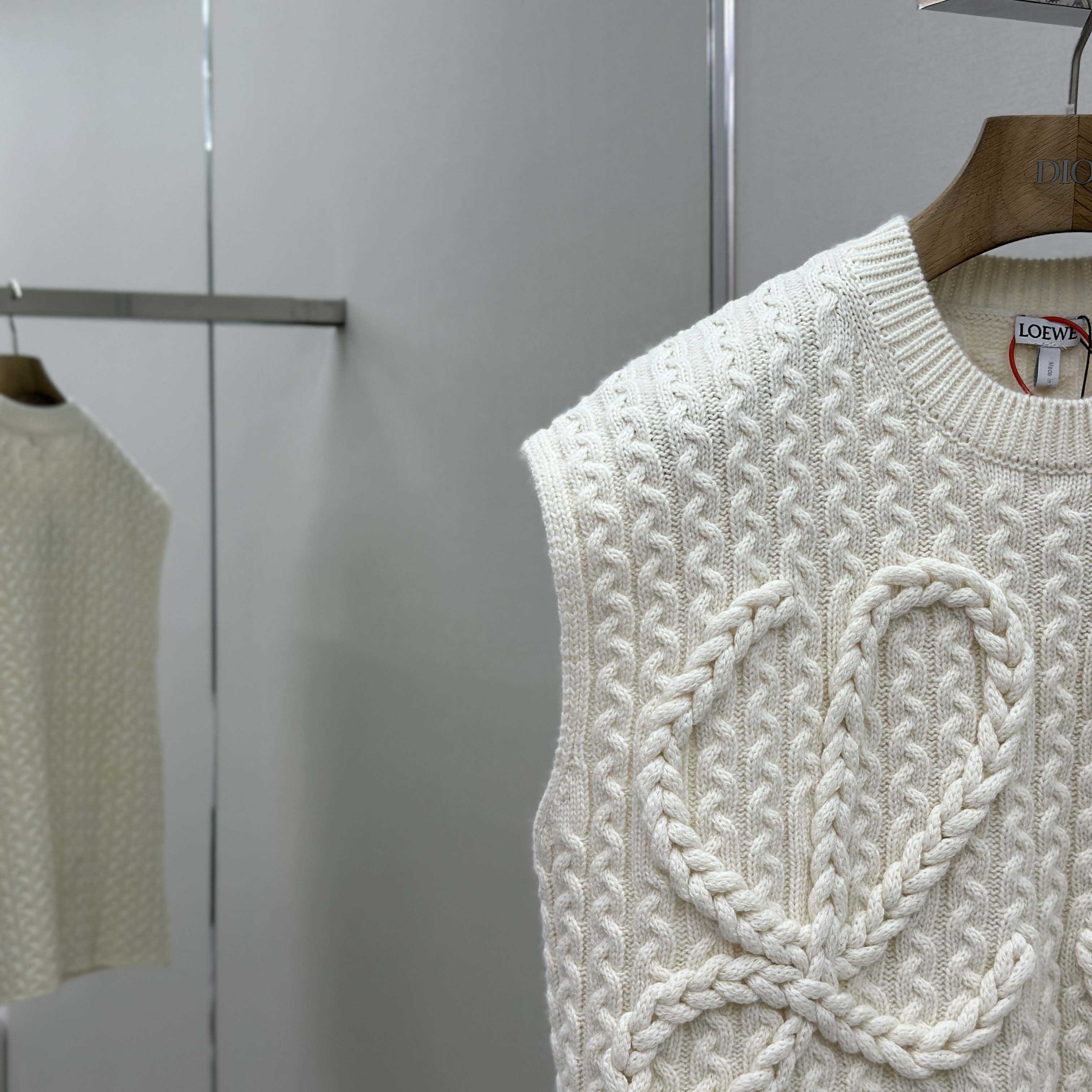 Loewe Vest In Wool - DesignerGu