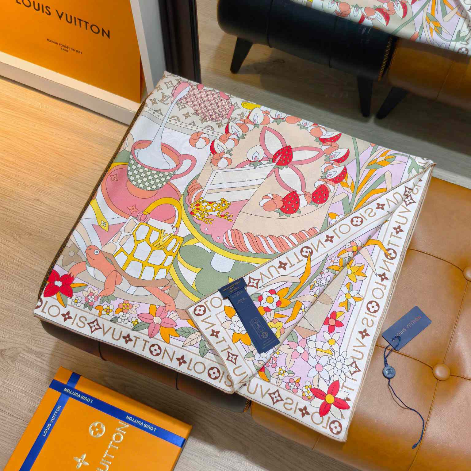 Louis Vuitton Picnic Square 90   M96355 - DesignerGu