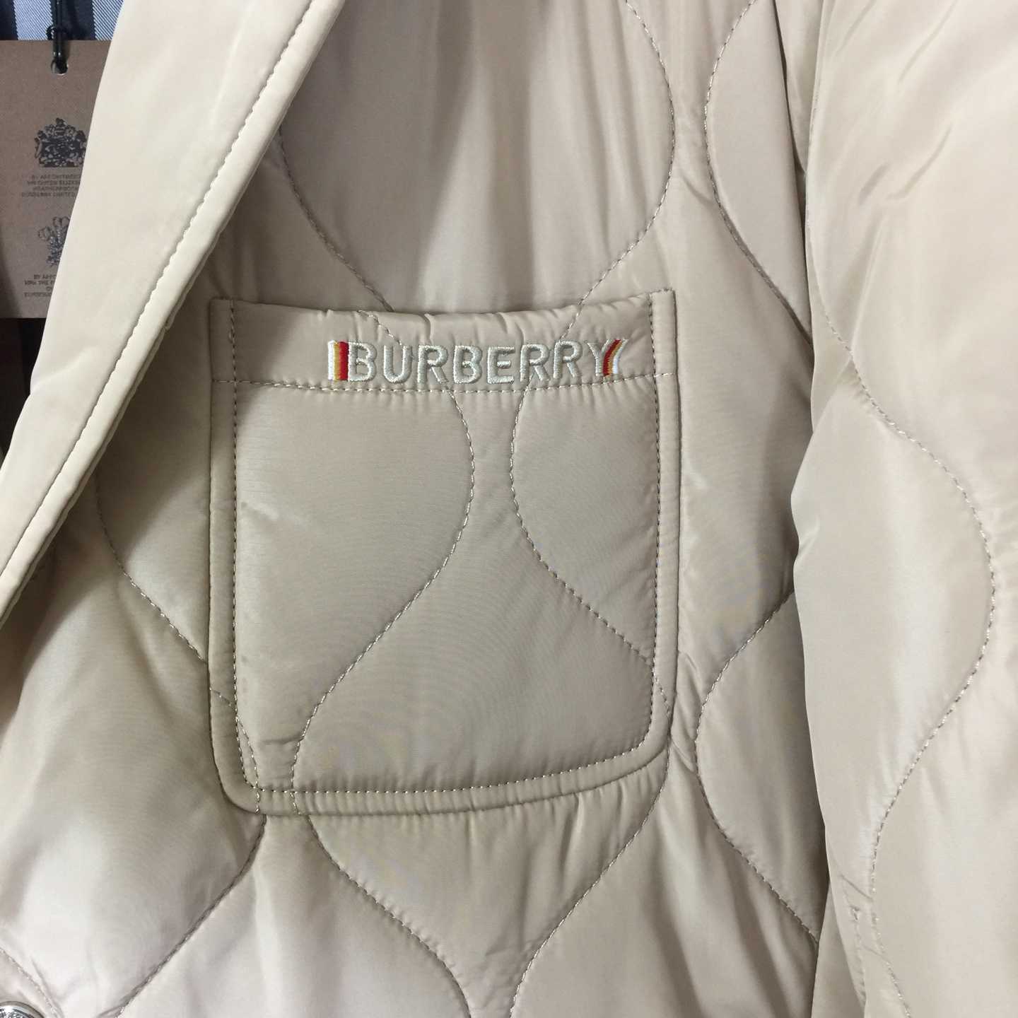 Burberry Jacket - DesignerGu