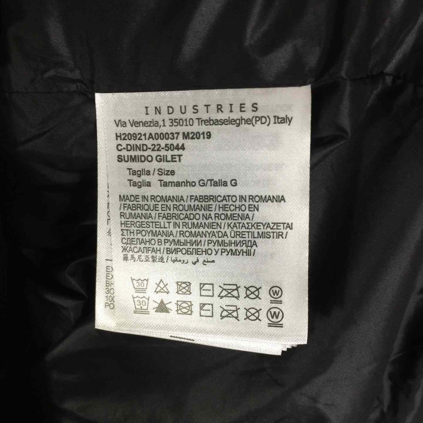 Moncler Jacket - DesignerGu