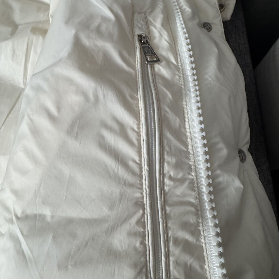 Moncler Maya 70 Hooded Short Down Jacket - DesignerGu