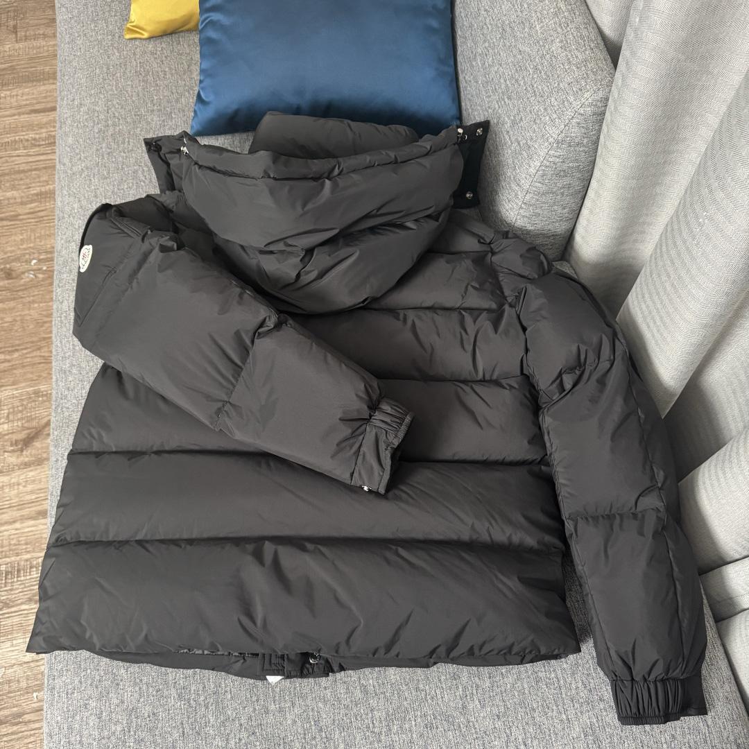 Moncler Maya 70 Hooded Short Down Jacket - DesignerGu
