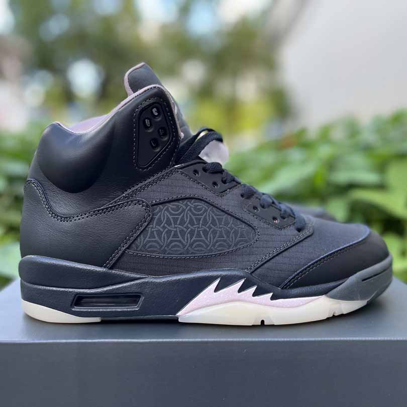 PSG x Air Jordan 5 “Off Noir” HQ3004-001 - DesignerGu