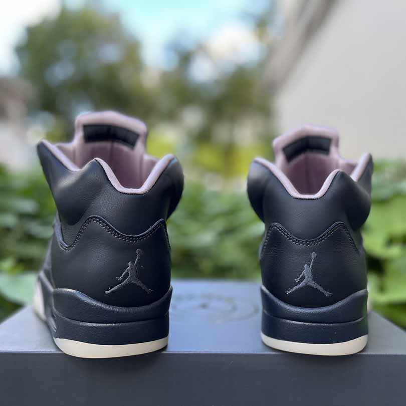 PSG x Air Jordan 5 “Off Noir” HQ3004-001 - DesignerGu