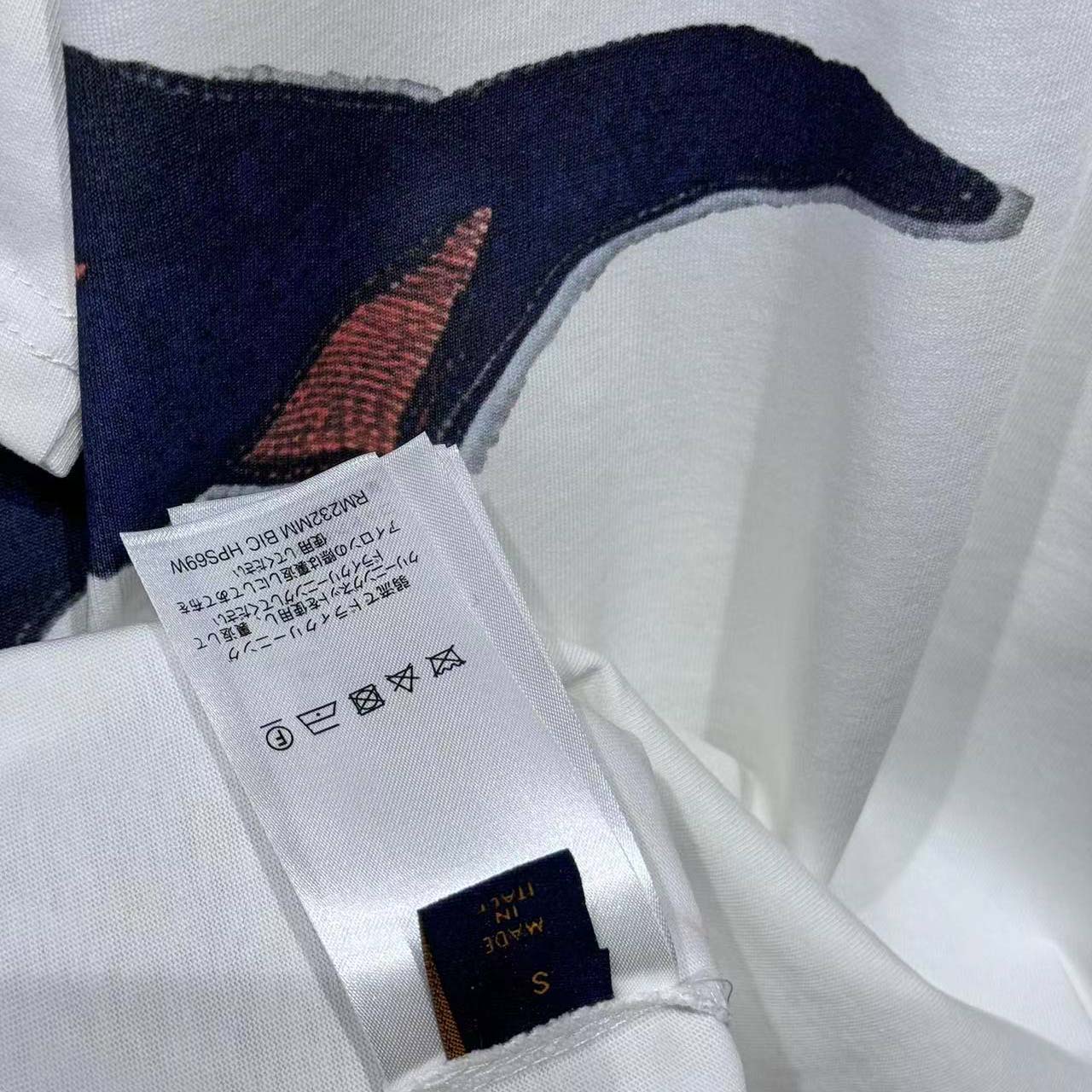 Louis Vuitton Intarsia Graphic T-Shirt   1AIHZZ - DesignerGu