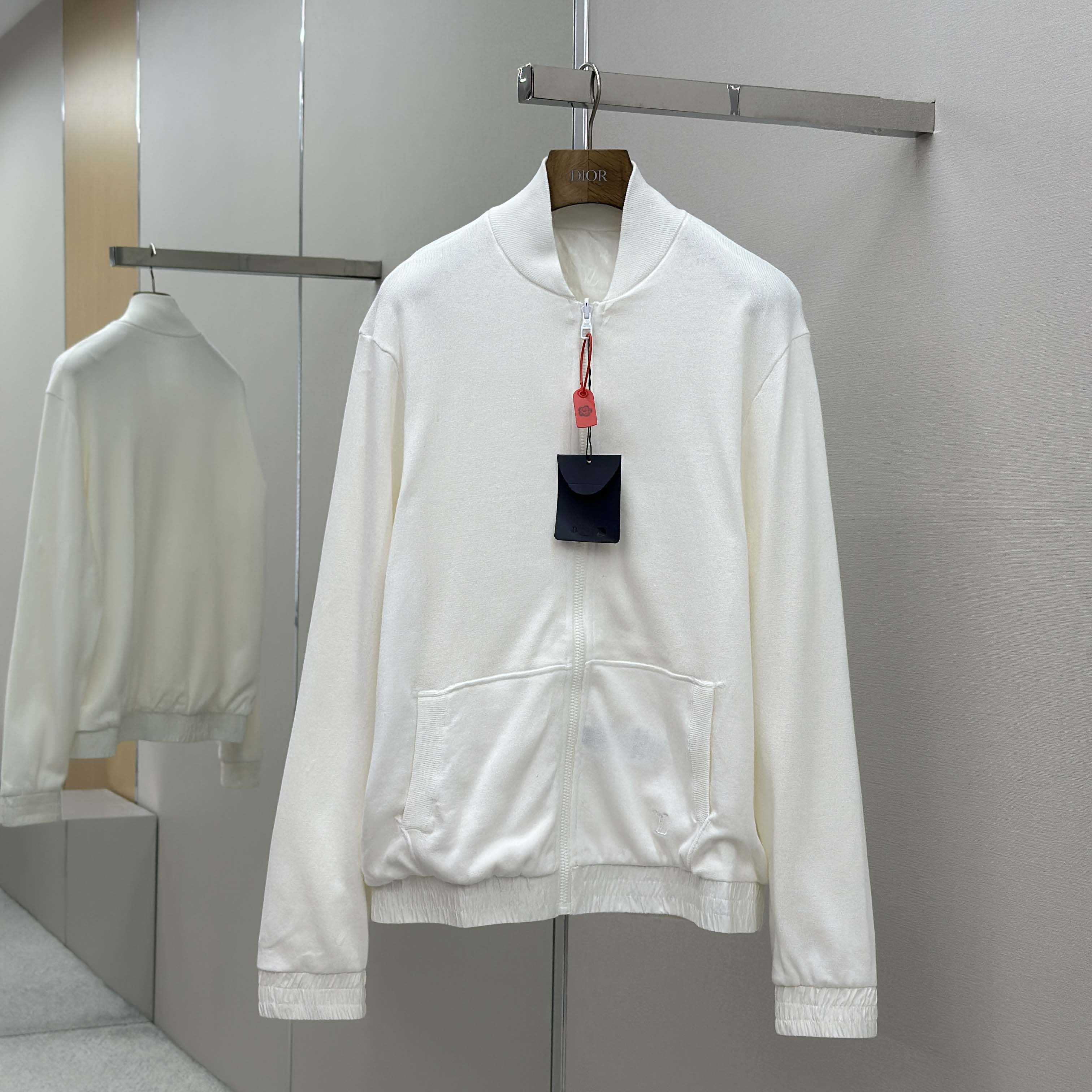 Louis Vuitton Monogram Reversible Light Bomber   1AHUWH - DesignerGu