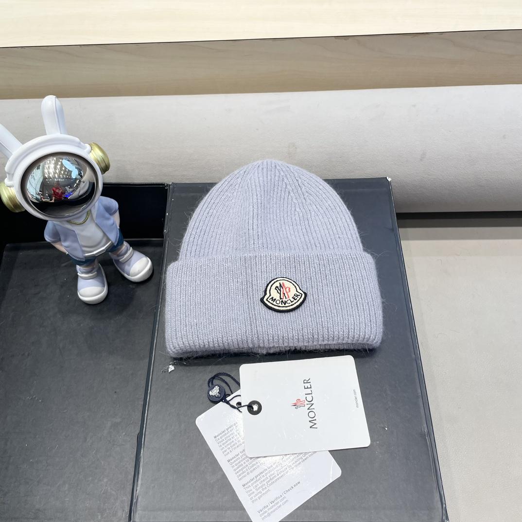 Moncler Beanie  - DesignerGu