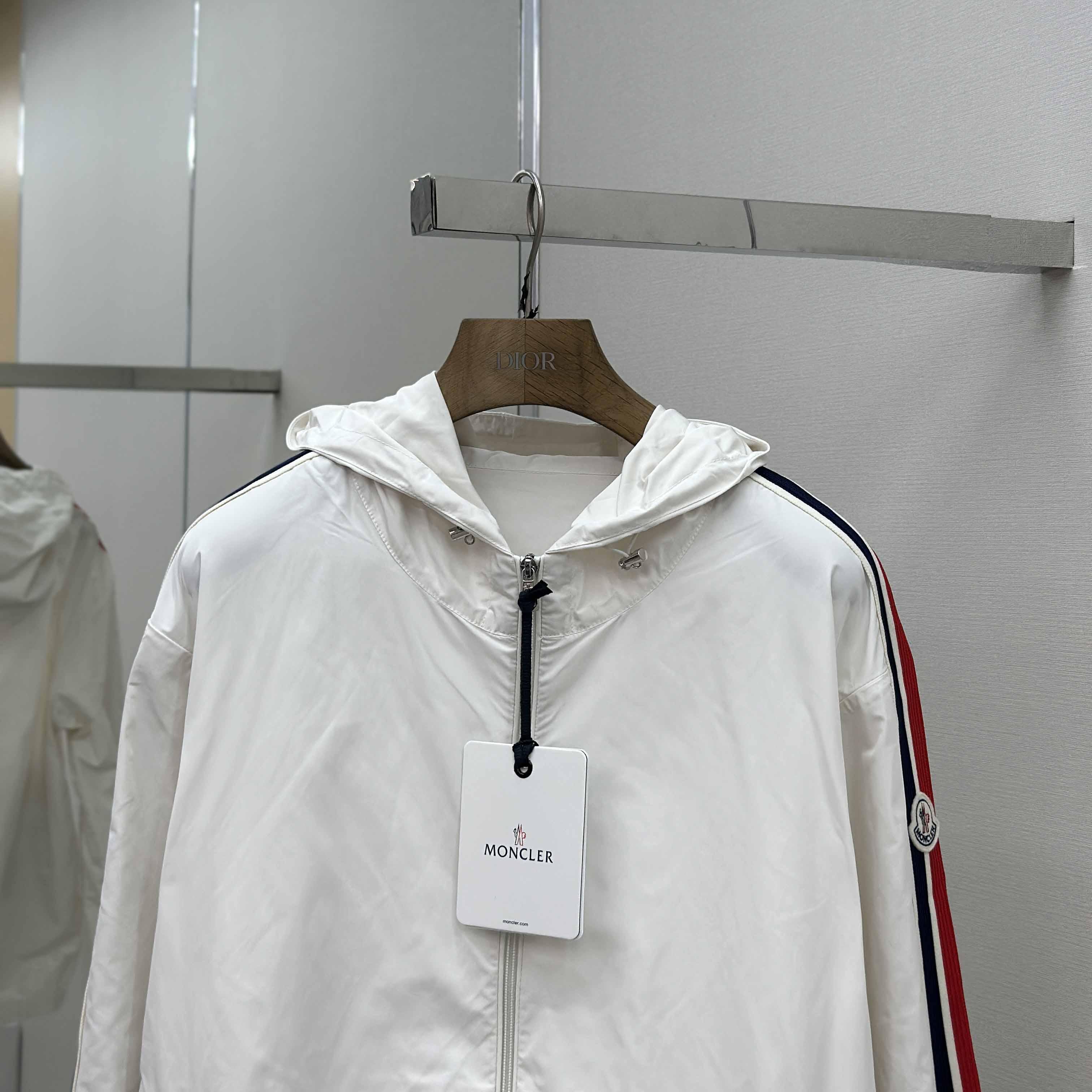 Moncler Olan Jacket - DesignerGu
