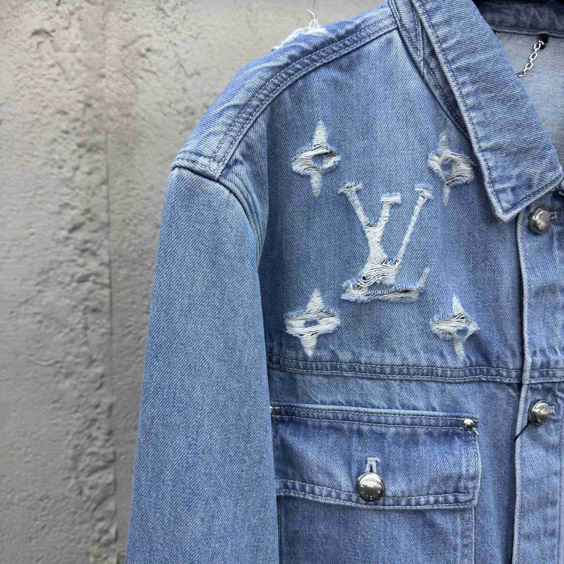 Louis Vuitton Denim Trucker Jacket  1AGING - DesignerGu
