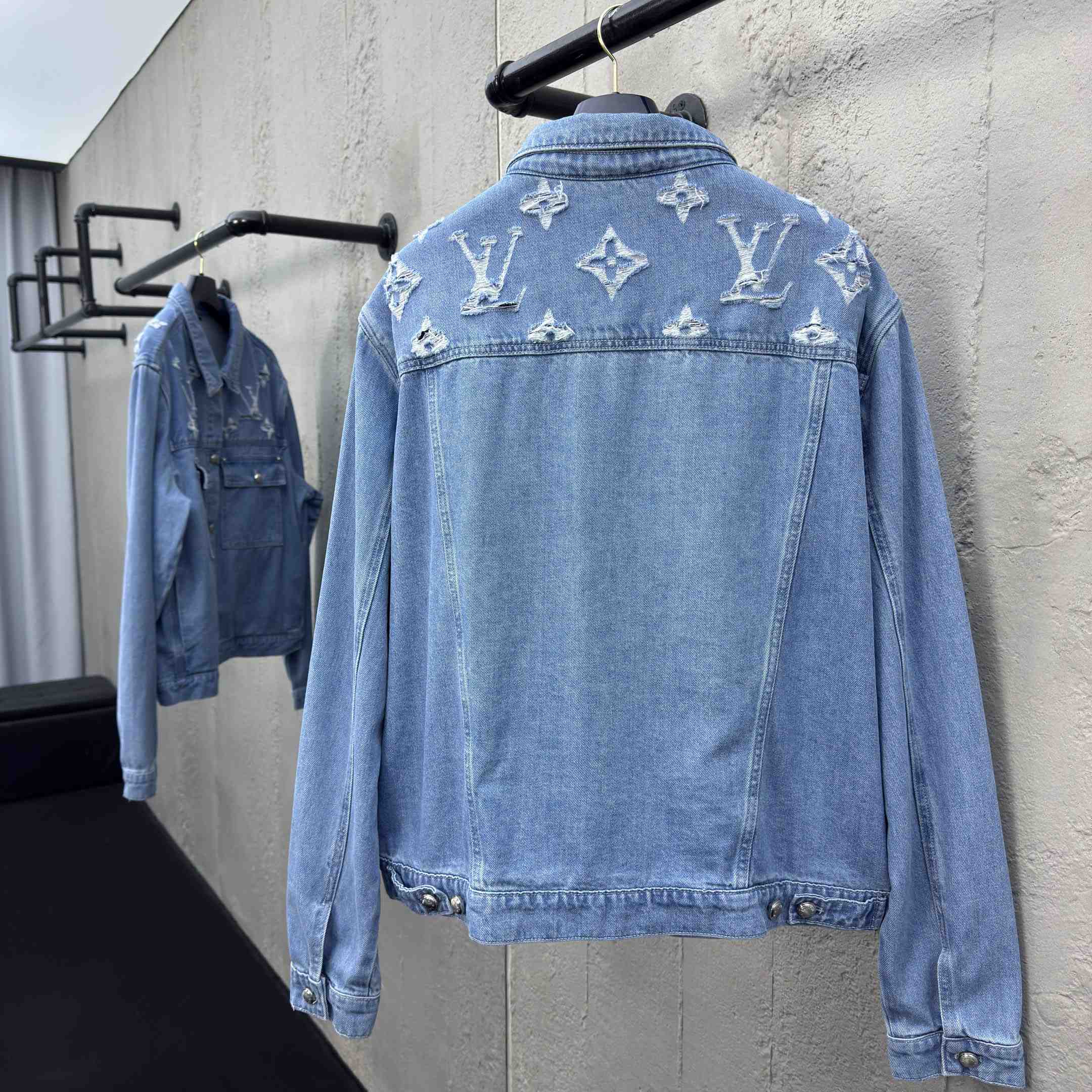 Louis Vuitton Denim Trucker Jacket  1AGING - DesignerGu