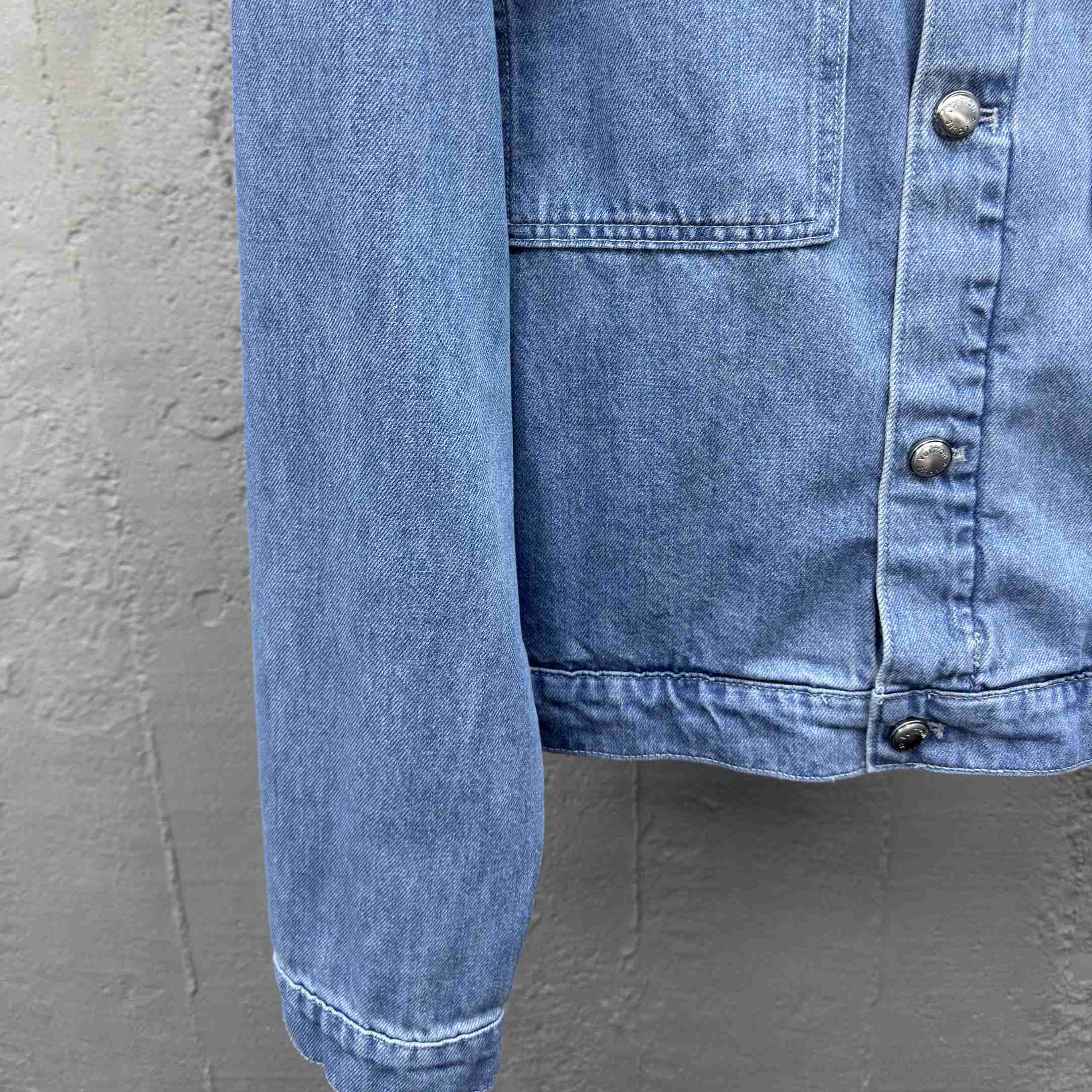 Louis Vuitton Denim Trucker Jacket  1AGING - DesignerGu